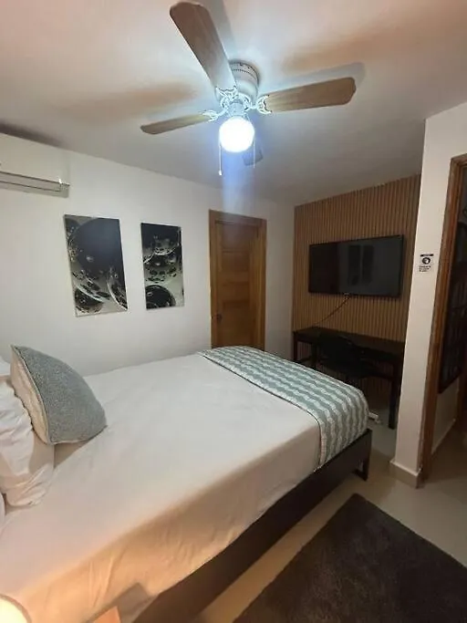 Ferienwohnung Centrico 2Hab Con Terraza Y Picuzzi Totalmente Privados Santo Domingo Apartment